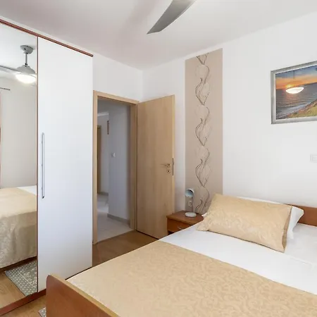 Apartment Separovic