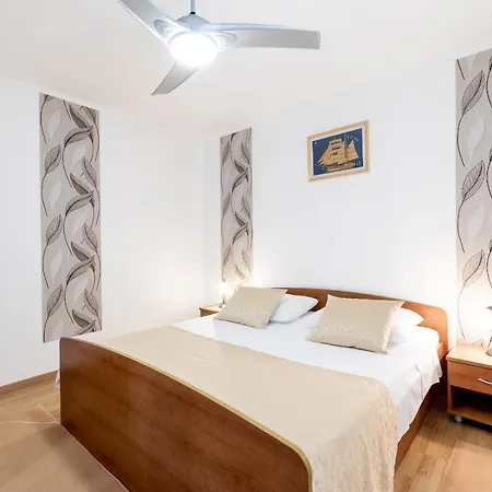 Separovic Appartement *