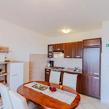 Appartement Separovic Prižba