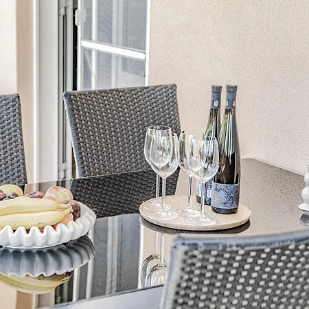 Apartment Separovic Prizba