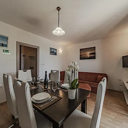 Separovic Apartment Prizba