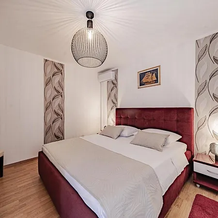 Apartment Separovic *