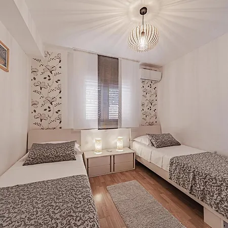 Apartment Separovic *